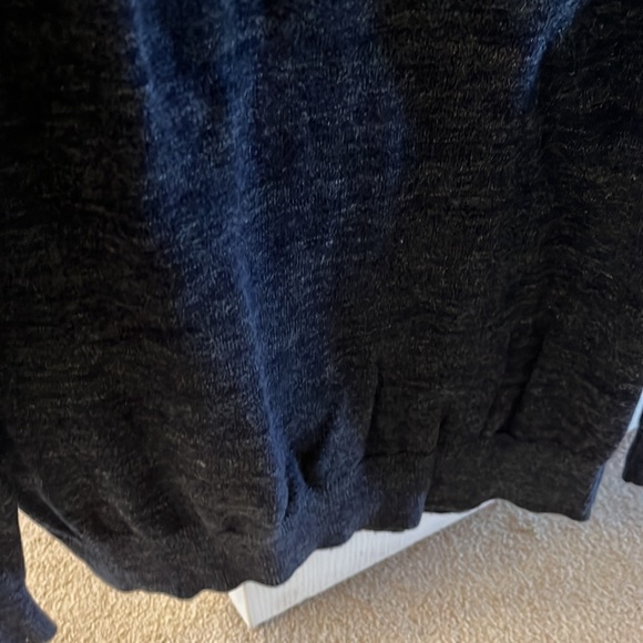 Men’s H&M sweater - navy Heather blue - Picture 3 of 4